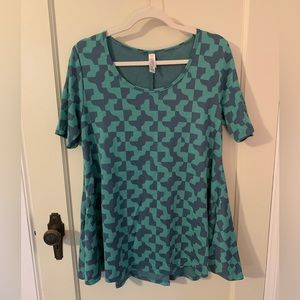 LuLaRoe Perfect T size M EUC